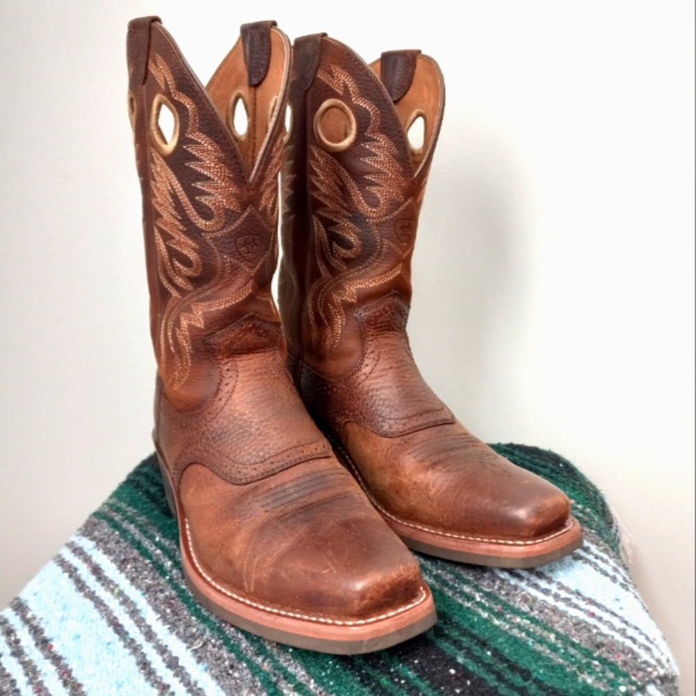 Ariat Heritage Roughstock Western Boots